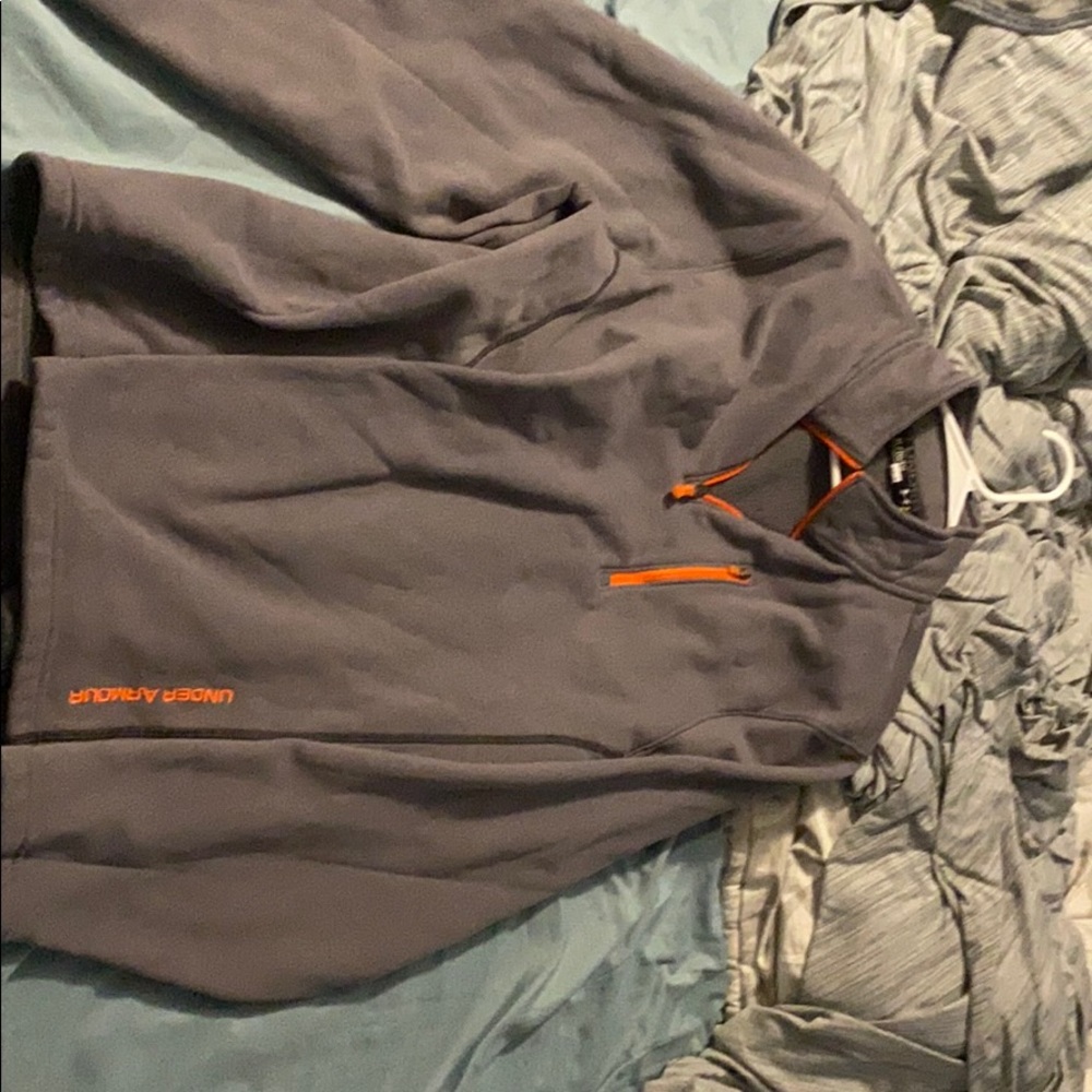 Under Armour 1/4 zip